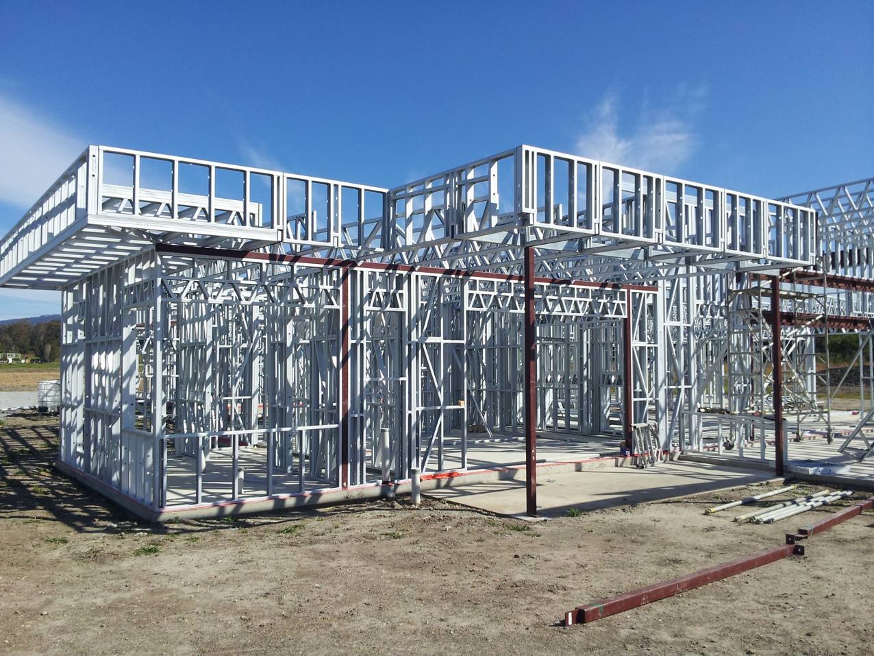 郊區美式風格的輕鋼別墅建筑